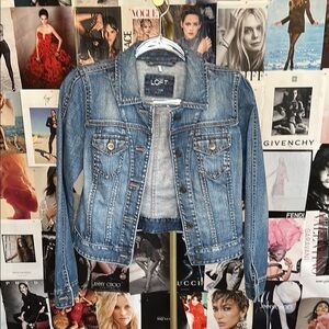 LOFT Women's Blue Denim Jacket - Petite